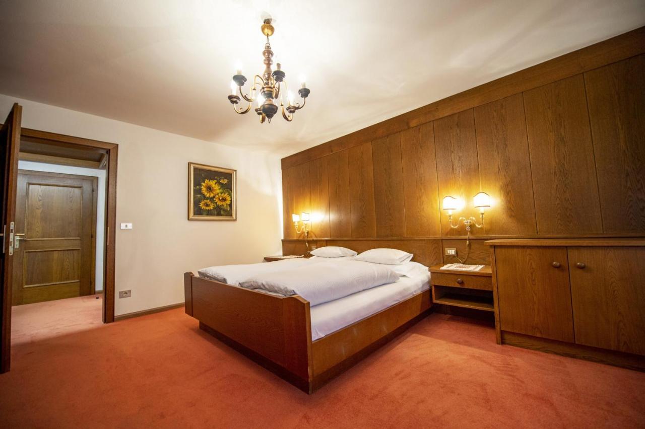 Apartments Meisules Ортізеї Екстер'єр фото