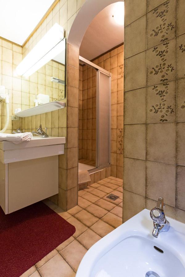 Apartments Meisules Ортізеї Екстер'єр фото