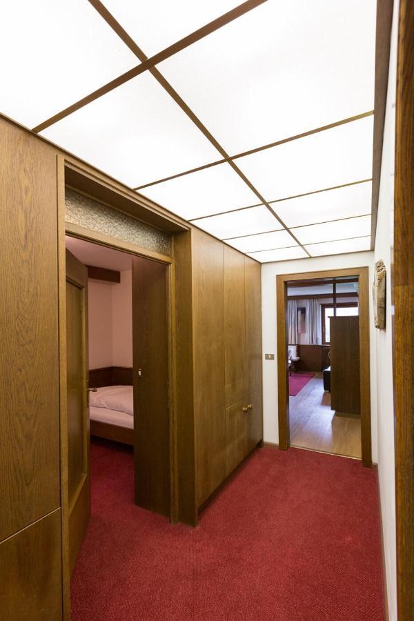 Apartments Meisules Ортізеї Екстер'єр фото