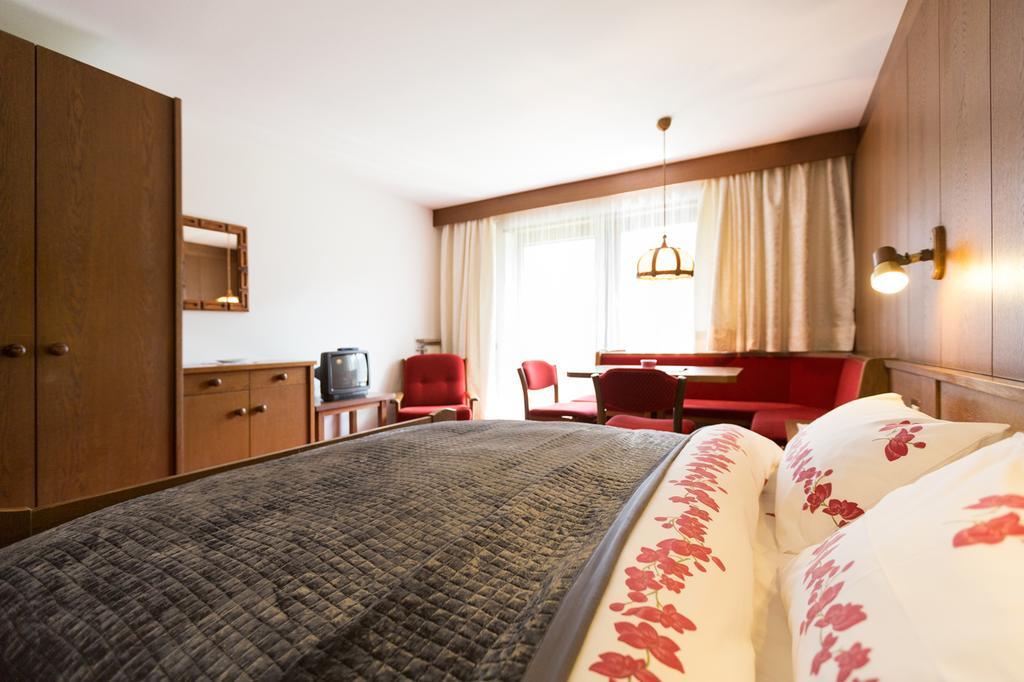 Apartments Meisules Ортізеї Екстер'єр фото