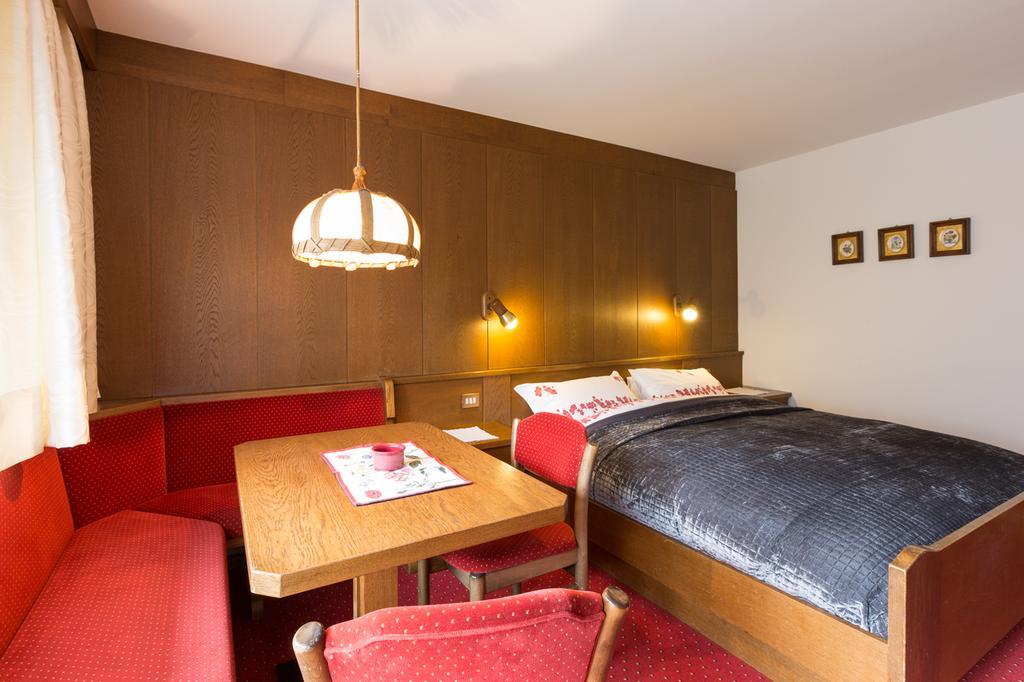 Apartments Meisules Ортізеї Екстер'єр фото