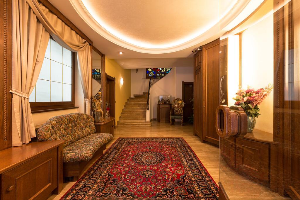 Apartments Meisules Ортізеї Екстер'єр фото
